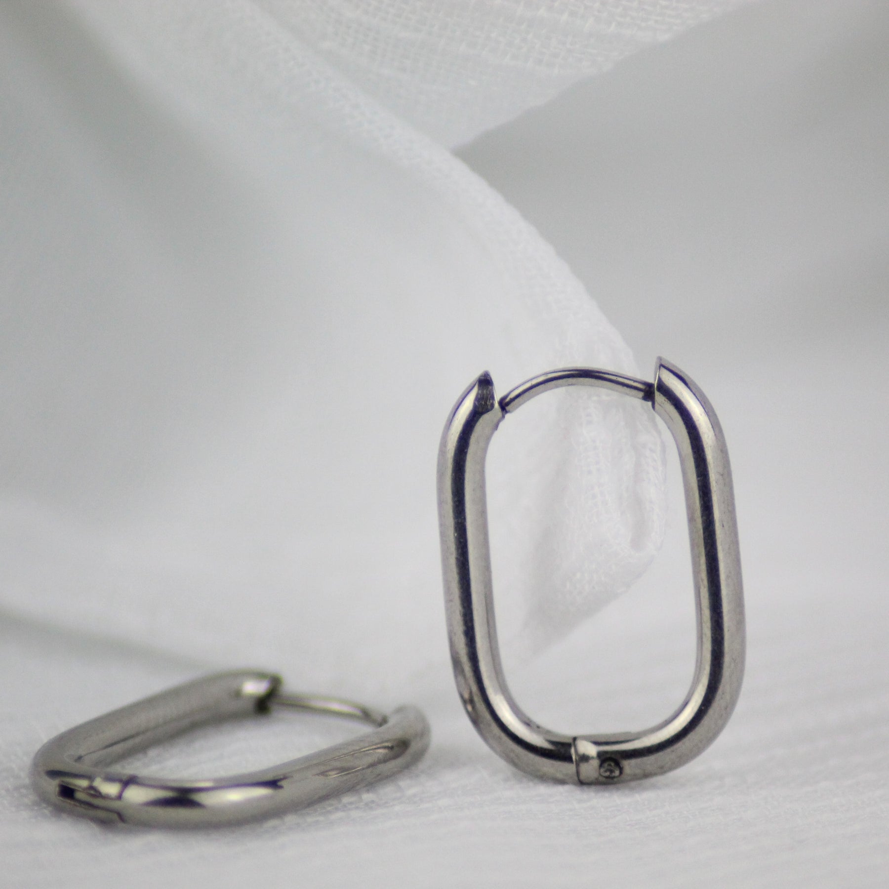 Boucles Emma argentées
